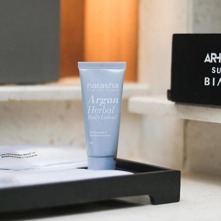 Artotel Suites Bianti Γιογκιακάρτα Εξωτερικό φωτογραφία