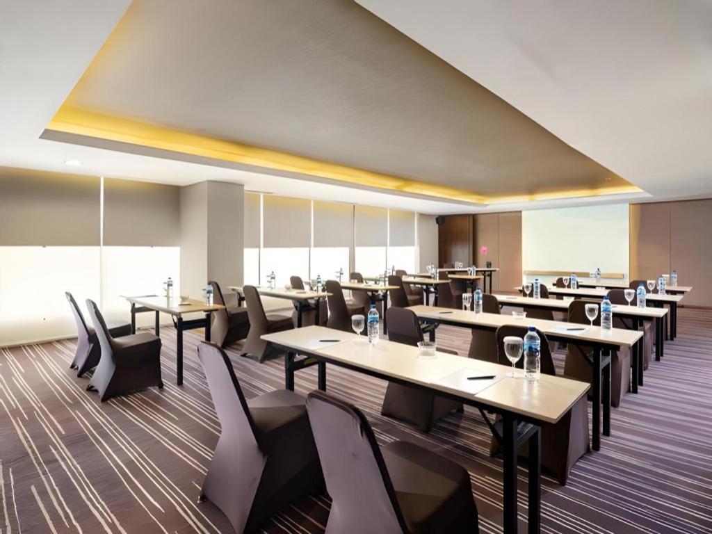 Artotel Suites Bianti Γιογκιακάρτα Εξωτερικό φωτογραφία