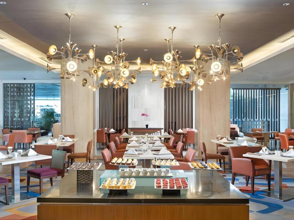 Artotel Suites Bianti Γιογκιακάρτα Εξωτερικό φωτογραφία